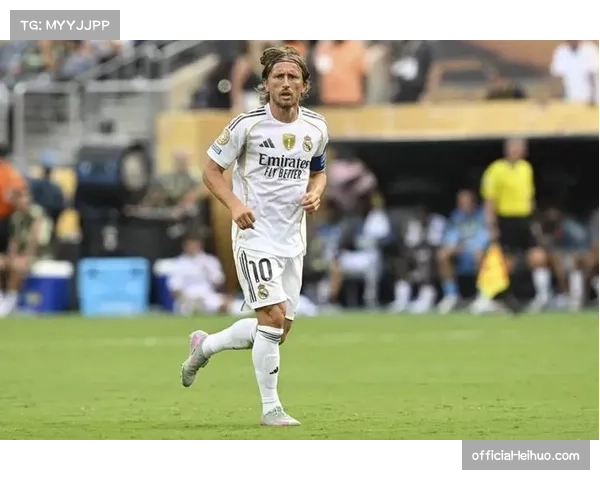 莫德里奇肌肉伤未愈战曼城复发风险大球队需谨慎安排